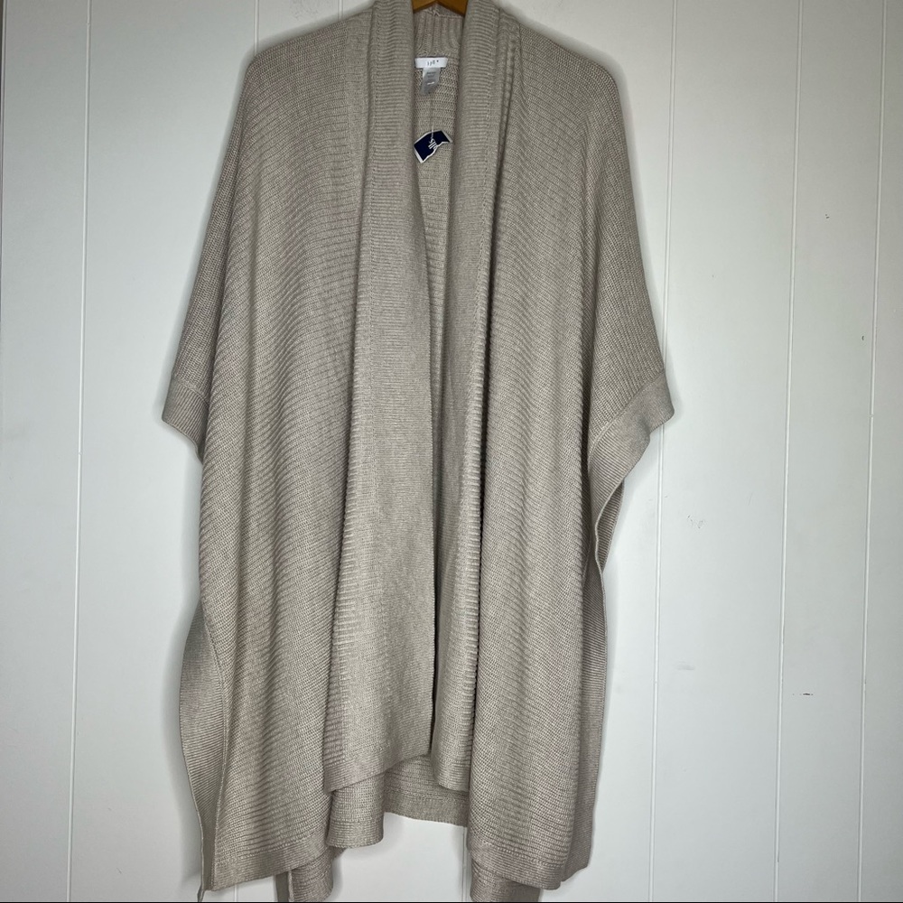 NWOT J Jill Oatmeal Knit Cardigan Poncho One Size